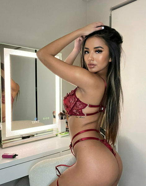 Çok İddialı 18 Yaş Fethiye Escort Şule.