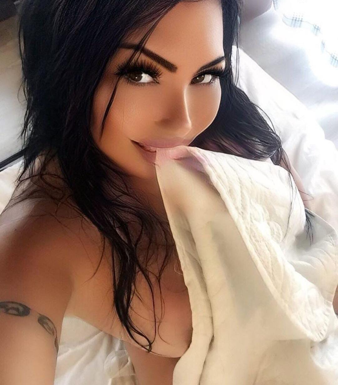 18 'lik Fethiye Escort Nergiz